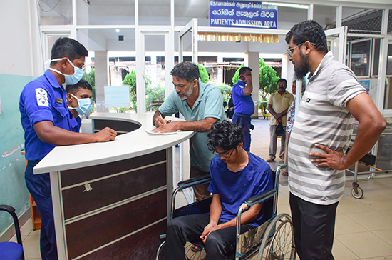 Navy assists smooth function of health services at several hospitals